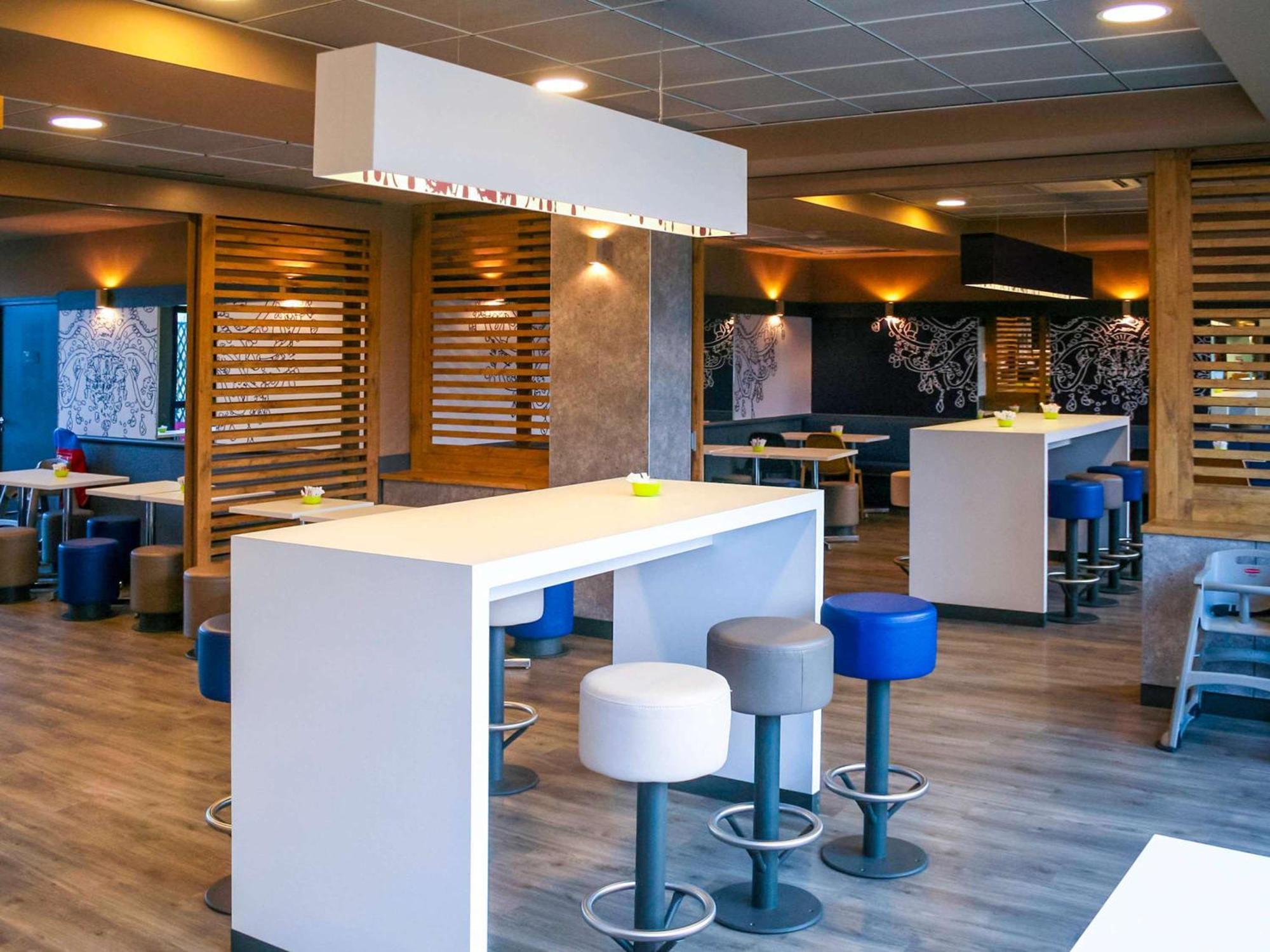 Ibis Budget Marne La Vallee Pontault Combault Zewnętrze zdjęcie