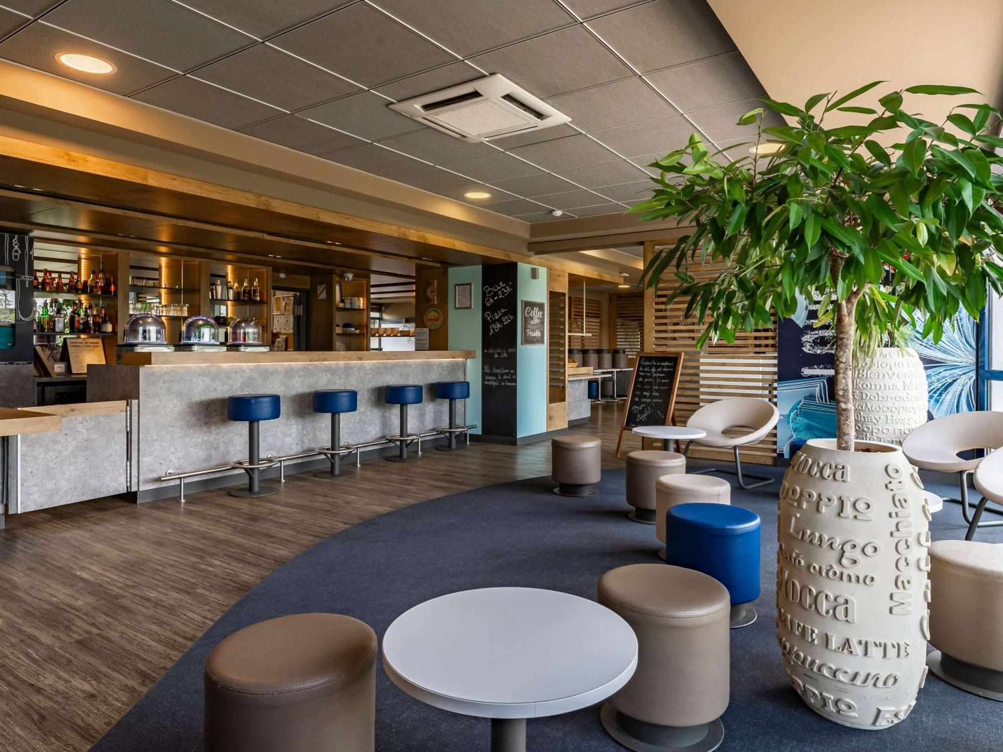 Ibis Budget Marne La Vallee Pontault Combault Zewnętrze zdjęcie