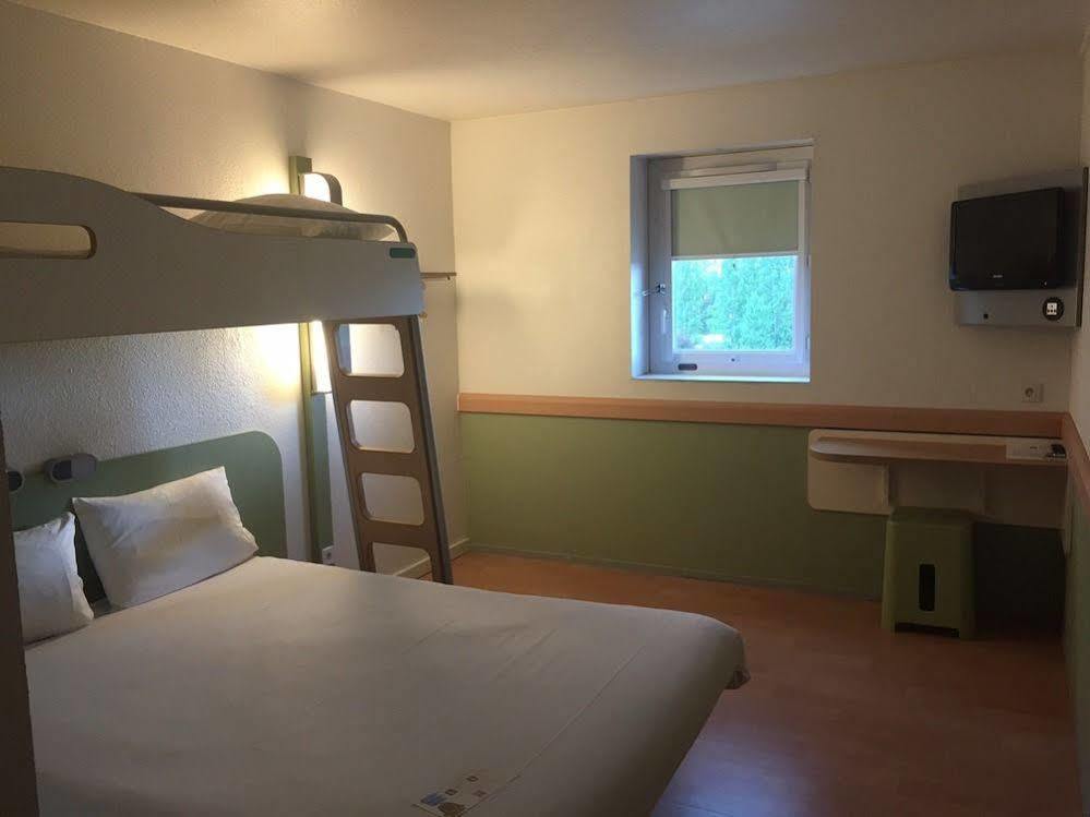Ibis Budget Marne La Vallee Pontault Combault Zewnętrze zdjęcie