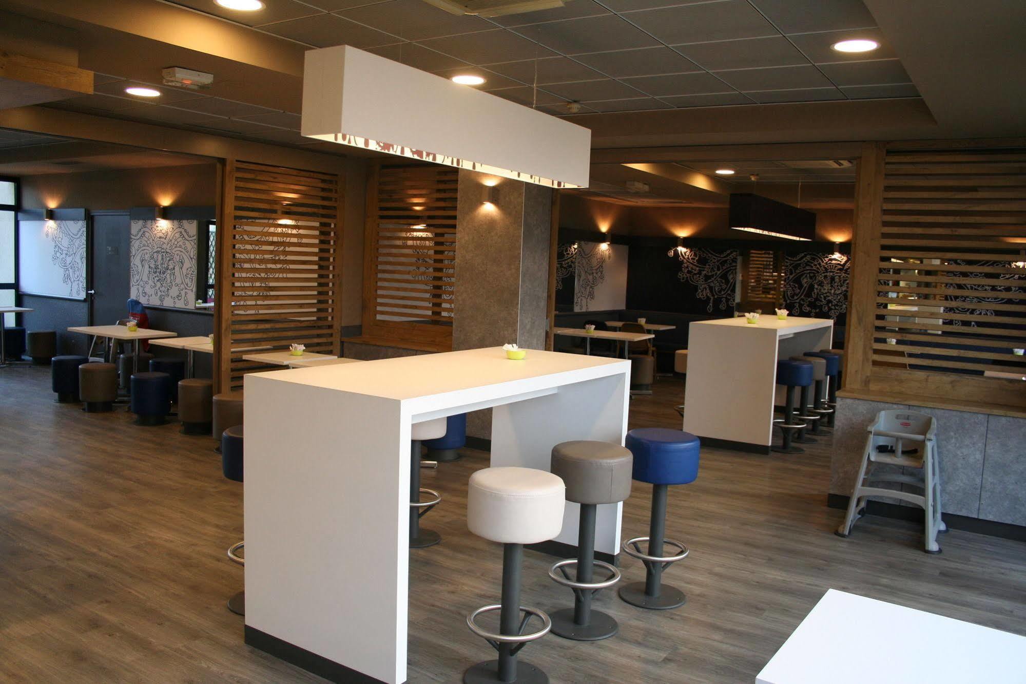 Ibis Budget Marne La Vallee Pontault Combault Zewnętrze zdjęcie