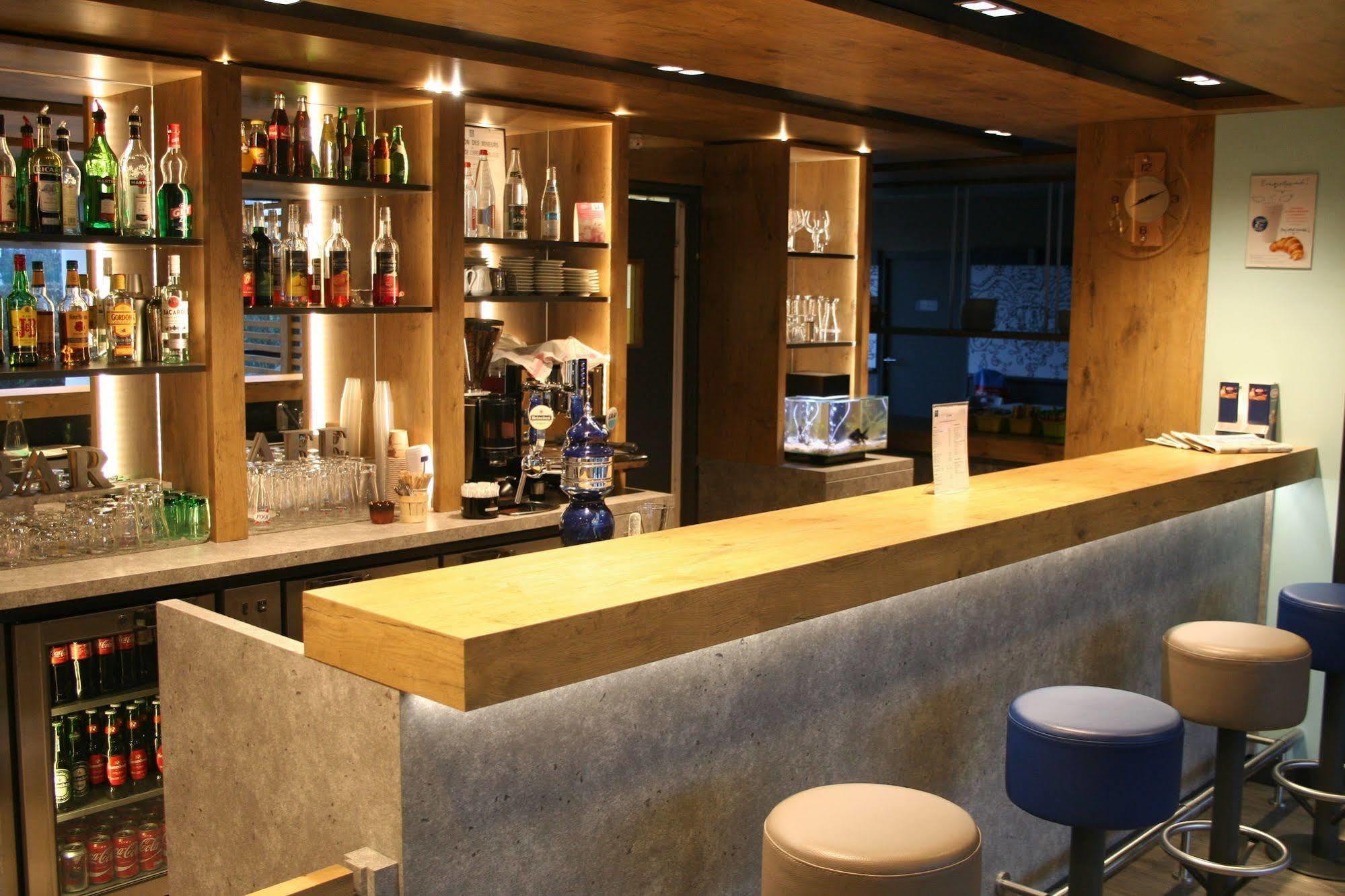 Ibis Budget Marne La Vallee Pontault Combault Zewnętrze zdjęcie