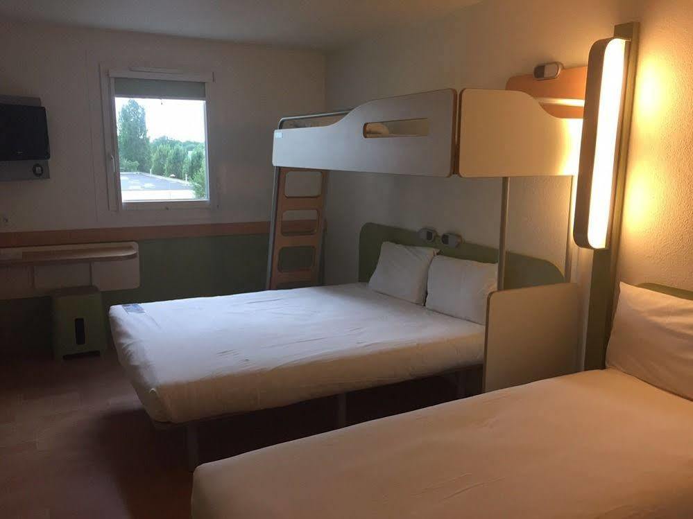 Ibis Budget Marne La Vallee Pontault Combault Zewnętrze zdjęcie