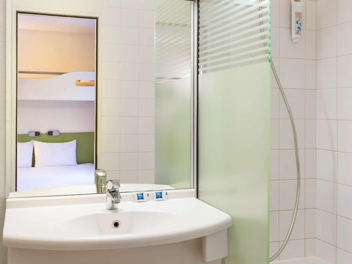 Ibis Budget Marne La Vallee Pontault Combault Zewnętrze zdjęcie